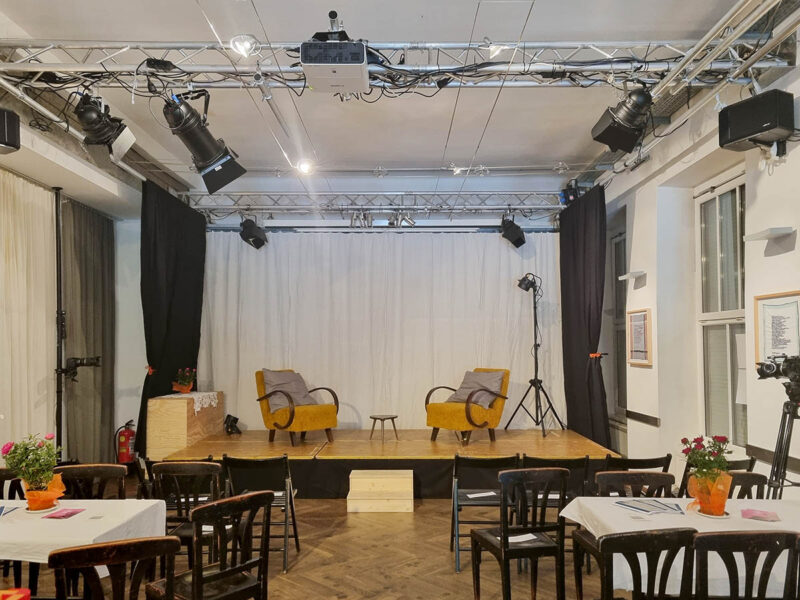 Bühnensetting für Salongespräche