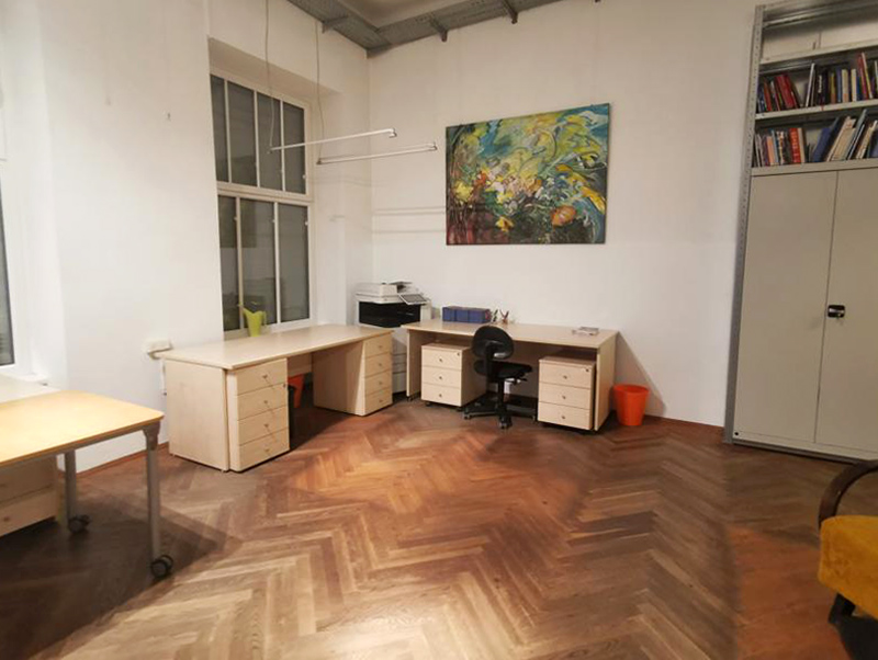 Auch Büronutzung ist im kleinen Raum möglich
